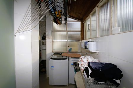 Casa à venda com 150m², 3 quartos e 2 vagasÁrea de Serviço