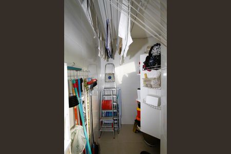 Casa à venda com 150m², 3 quartos e 2 vagasÁrea de Serviço