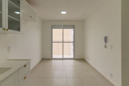 Apartamento para alugar com 38m², 2 quartos e 1 vagaSala/Cozinha