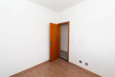 Apartamento à venda com 92m², 3 quartos e 2 vagas Apartamento à venda com 92m², 3 quartos e 2 vagasQuarto 2