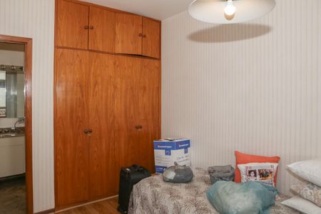 Apartamento à venda com 196m², 2 quartos e 3 vagas Apartamento à venda com 196m², 2 quartos e 3 vagasSuíte 2