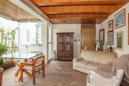 Apartamento à venda com 196m², 2 quartos e 3 vagas Apartamento à venda com 196m², 2 quartos e 3 vagasSala