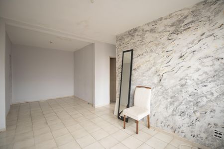 Sala de apartamento para alugar com 2 quartos, 55m² em Rocha, São Gonçalo