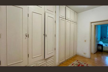 Apartamento para alugar com 180m², 3 quartos e 1 vagaSuite