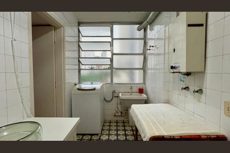 Apartamento para alugar com 180m², 3 quartos e 1 vagaÁrea de Serviço