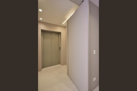 Apartamento à venda com 233m², 3 quartos e 3 vagasHall Privativo