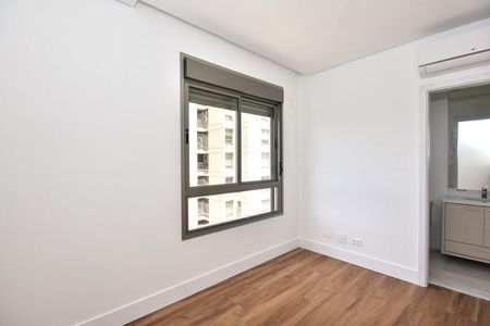 Apartamento à venda com 233m², 3 quartos e 3 vagasSuíte 2