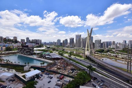 Apartamento à venda com 233m², 3 quartos e 3 vagasVista