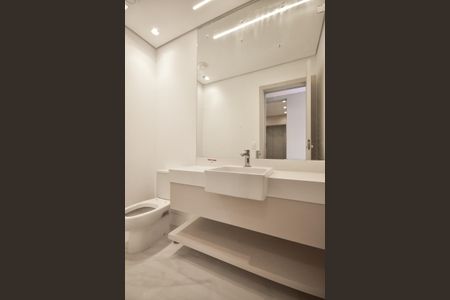 Apartamento à venda com 233m², 3 quartos e 3 vagasLavabo