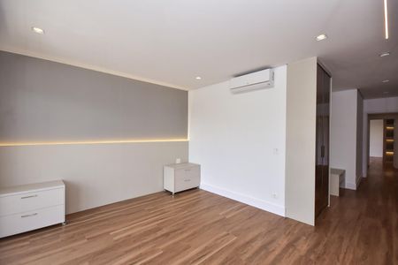 Apartamento à venda com 233m², 3 quartos e 3 vagasSuíte 3
