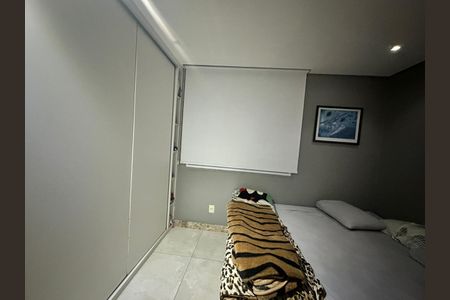 Casa de condomínio à venda com 140m², 2 quartos e 1 vagaQuarto 2