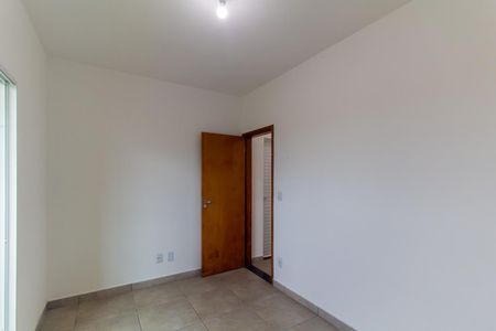 Quarto de apartamento à venda com 1 quarto, 70m² em Cidade Continental, São Paulo