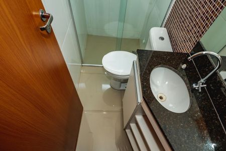Apartamento para alugar com 66m², 2 quartos e 2 vagasBanheiro