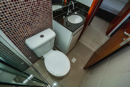 Apartamento para alugar com 66m², 2 quartos e 2 vagasBanheiro