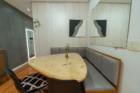 Apartamento para alugar com 55m², 2 quartos e 1 vaga Apartamento para alugar com 55m², 2 quartos e 1 vagaSala