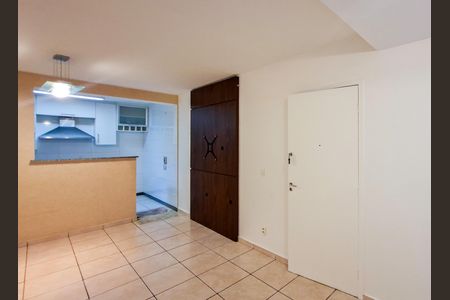 Sala de apartamento para alugar com 3 quartos, 70m² em Santa Efigênia, Belo Horizonte