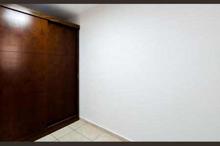 Quarto de apartamento para alugar com 3 quartos, 70m² em Santa Efigênia, Belo Horizonte