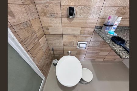 Apartamento à venda com 58m², 2 quartos e 1 vagaBanheiro Social