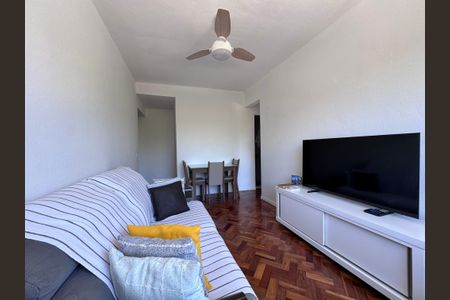 Apartamento à venda com 58m², 2 quartos e 1 vagaSala