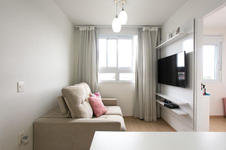 Apartamento à venda com 40m², 2 quartos e sem vaga Apartamento à venda com 40m², 2 quartos e sem vagaSala