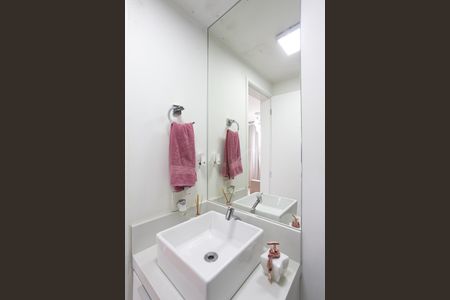 Apartamento à venda com 40m², 2 quartos e sem vaga Apartamento à venda com 40m², 2 quartos e sem vagaBanheiro