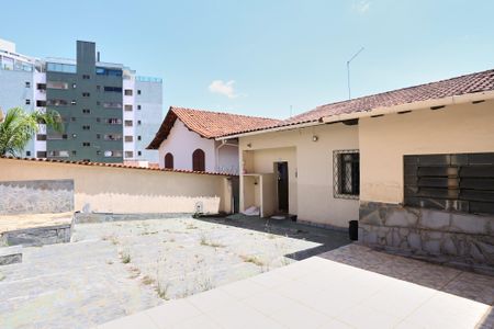 Casa para alugar com 360m², 3 quartos e 2 vagasÁrea externa