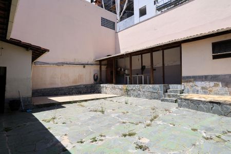 Casa para alugar com 360m², 3 quartos e 2 vagasÁrea externa