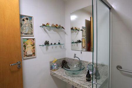 Casa para alugar com 360m², 3 quartos e 2 vagasBanheiro da Suíte