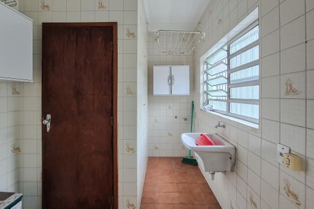 Casa à venda com 439m², 2 quartos e 6 vagas Casa à venda com 439m², 2 quartos e 6 vagasÁrea de Serviço