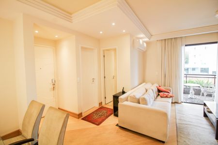 Apartamento para alugar com 168m², 4 quartos e 3 vagas Apartamento para alugar com 168m², 4 quartos e 3 vagasSala de Jantar