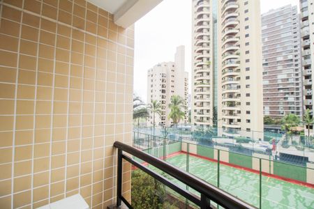 Apartamento para alugar com 168m², 4 quartos e 3 vagas Apartamento para alugar com 168m², 4 quartos e 3 vagasSuíte 1 - Varanda