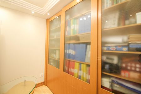 Apartamento para alugar com 168m², 4 quartos e 3 vagas Apartamento para alugar com 168m², 4 quartos e 3 vagasQuarto 4