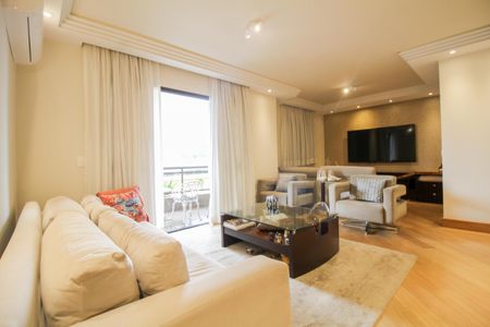 Apartamento para alugar com 168m², 4 quartos e 3 vagas Apartamento para alugar com 168m², 4 quartos e 3 vagasSala