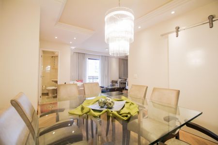 Apartamento para alugar com 168m², 4 quartos e 3 vagas Apartamento para alugar com 168m², 4 quartos e 3 vagasSala de Jantar