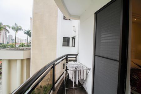 Apartamento para alugar com 168m², 4 quartos e 3 vagas Apartamento para alugar com 168m², 4 quartos e 3 vagasSuíte 1 - Varanda