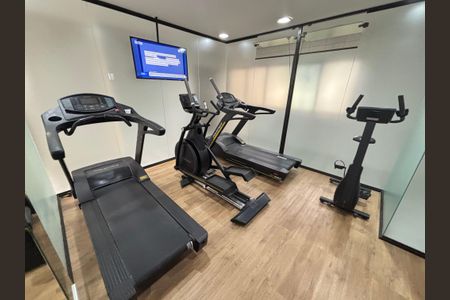 Apartamento para alugar com 168m², 4 quartos e 3 vagas Apartamento para alugar com 168m², 4 quartos e 3 vagasÁrea comum - Academia