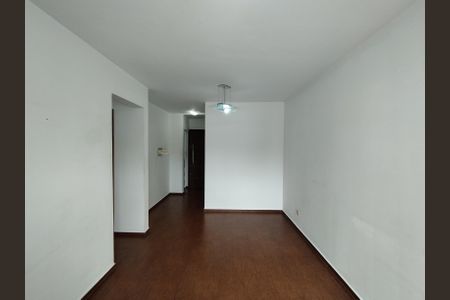 Apartamento para alugar com 63m², 3 quartos e 1 vaga Apartamento para alugar com 63m², 3 quartos e 1 vagaSala