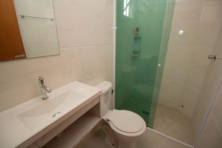 Banheiro de apartamento para alugar com 1 quarto, 42m² em Moinho Velho, São Paulo