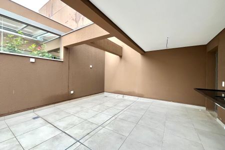 Apartamento à venda com 165m², 3 quartos e 2 vagas Apartamento à venda com 165m², 3 quartos e 2 vagasÁrea externa