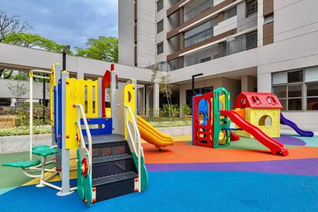 Apartamento à venda com 165m², 3 quartos e 2 vagas Apartamento à venda com 165m², 3 quartos e 2 vagasÁrea comum - Playground