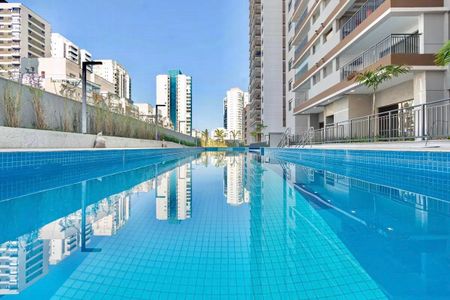 Apartamento à venda com 165m², 3 quartos e 2 vagas Apartamento à venda com 165m², 3 quartos e 2 vagasÁrea comum - Piscina