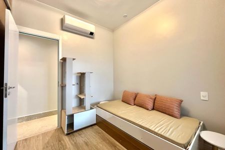 Apartamento à venda com 165m², 3 quartos e 2 vagas Apartamento à venda com 165m², 3 quartos e 2 vagasSuite 2