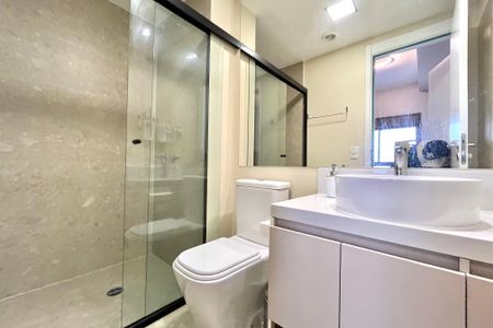 Apartamento à venda com 165m², 3 quartos e 2 vagas Apartamento à venda com 165m², 3 quartos e 2 vagasBanheiro da Suíte 3