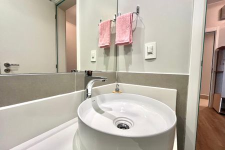 Apartamento à venda com 165m², 3 quartos e 2 vagas Apartamento à venda com 165m², 3 quartos e 2 vagasBanheiro da Suíte 2