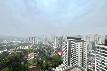 Apartamento à venda com 165m², 3 quartos e 2 vagas Apartamento à venda com 165m², 3 quartos e 2 vagasVista da Suíte 3