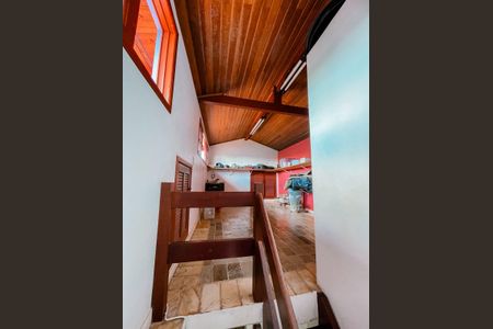 Casa para alugar com 150m², 4 quartos e 1 vagaSótão 