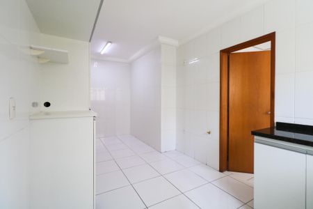 Apartamento para alugar com 129m², 3 quartos e 3 vagas Apartamento para alugar com 129m², 3 quartos e 3 vagasCozinha