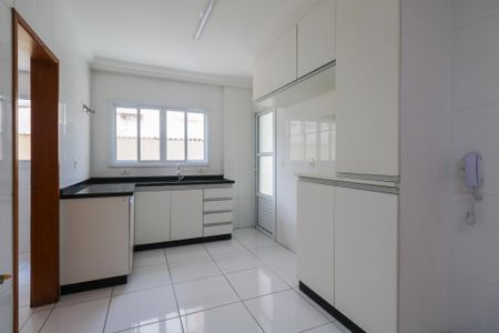Apartamento para alugar com 129m², 3 quartos e 3 vagas Apartamento para alugar com 129m², 3 quartos e 3 vagasCozinha