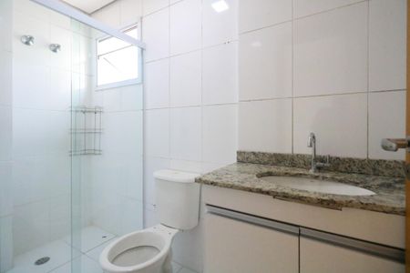 Apartamento para alugar com 129m², 3 quartos e 3 vagas Apartamento para alugar com 129m², 3 quartos e 3 vagasBanheiro da Suíte 2