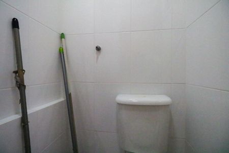 Apartamento para alugar com 129m², 3 quartos e 3 vagas Apartamento para alugar com 129m², 3 quartos e 3 vagasBanheiro de Serviço